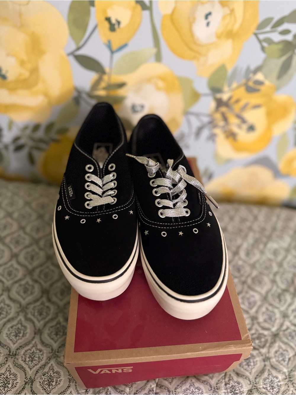 NIB Vans Black Stackform